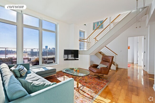 Building Photo - 2 N 5th St Rental