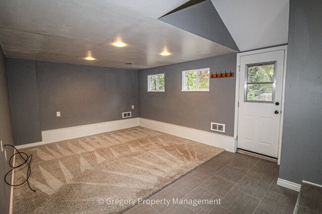 Building Photo - 14026 75th Ave NE