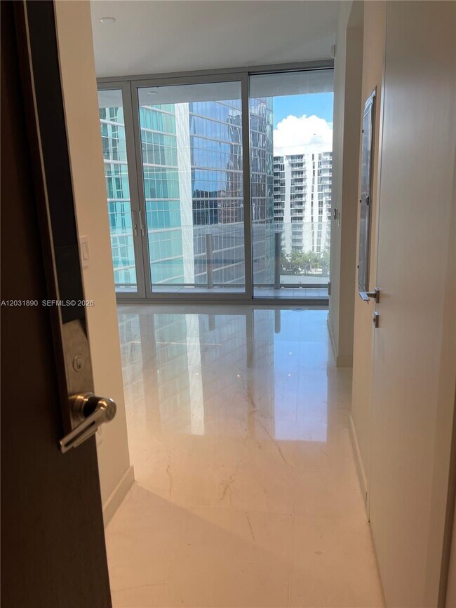 Photo - 300 Biscayne Blvd Way Unit 2008