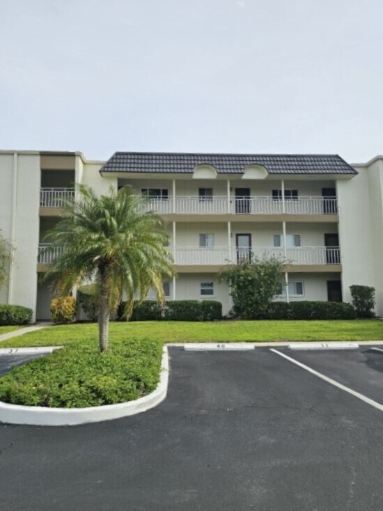 Photo - 4595 Chancellor St NE