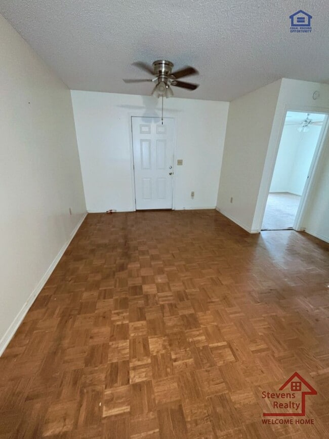 Photo - 65 Bybee Woods Dr Unit 1