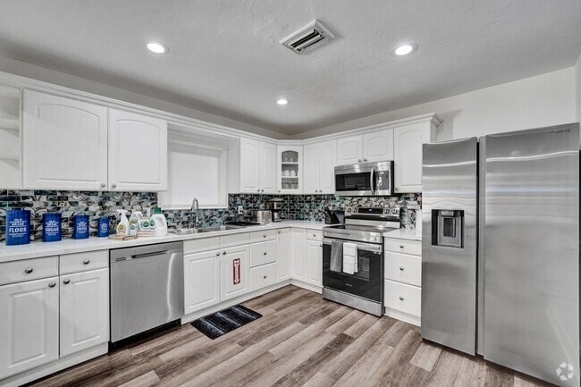 Building Photo - 3160 NW 63rd St Rental