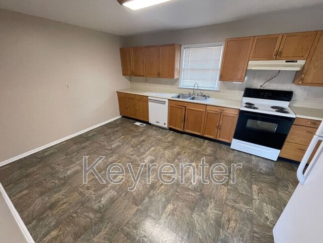 Photo - 4720 Meredith Rd