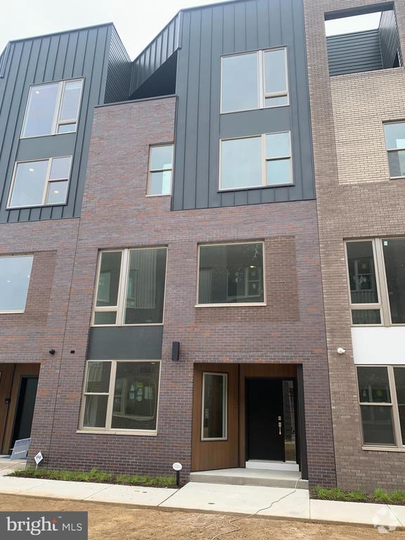 Building Photo - 3208 Birchview Walk Rental