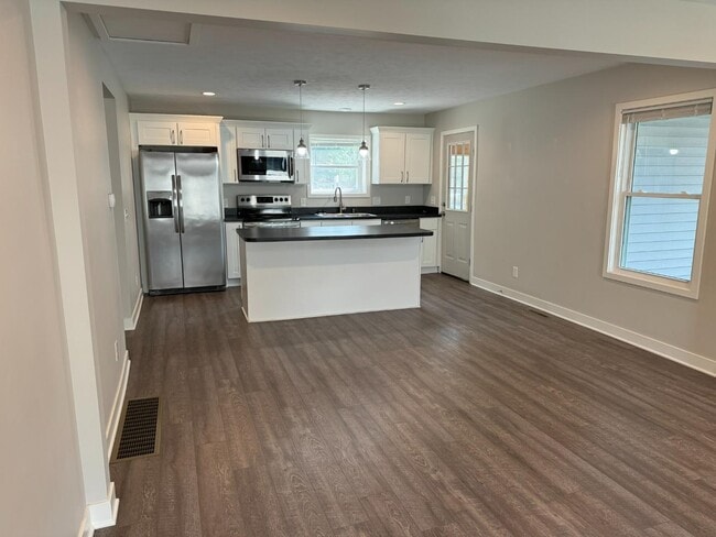 Building Photo - 1012 Jackson St NW