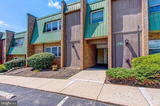 Building Photo - 119 Meadowview Ln Unit 119 Rental