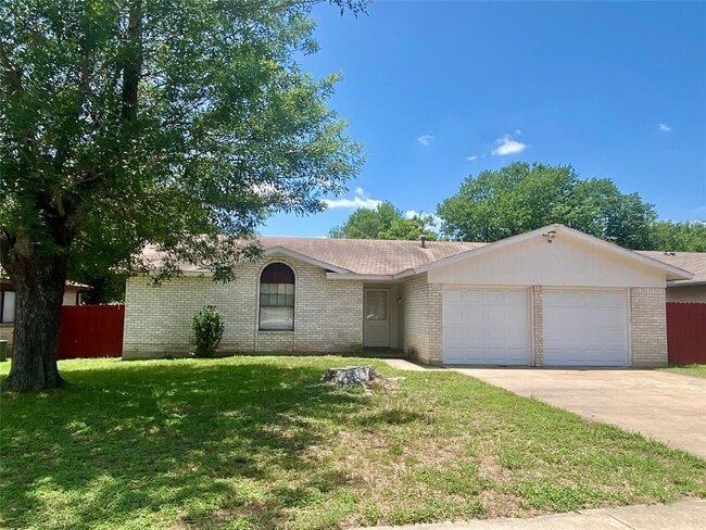 Photo - 1202 Meadgreen Dr Casa