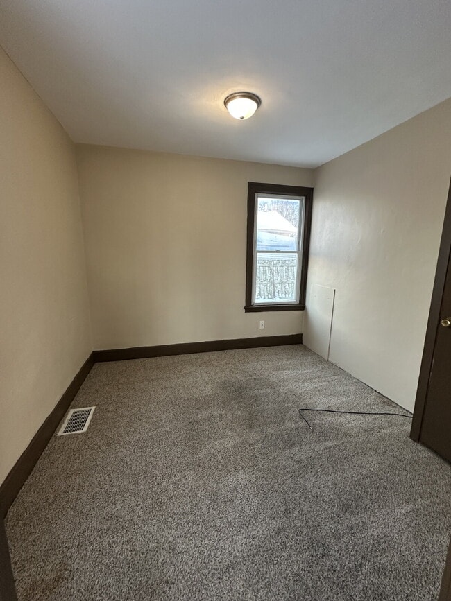 Photo - 124 N Washington St