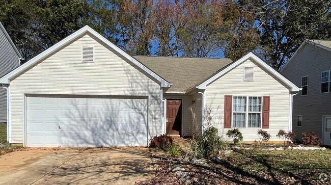 Building Photo - Beautiful ranch home in Steele Creek