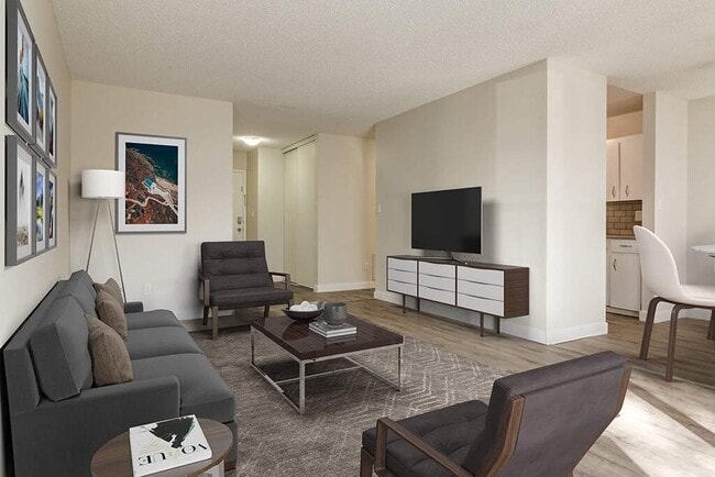 Photo - Hudson Court