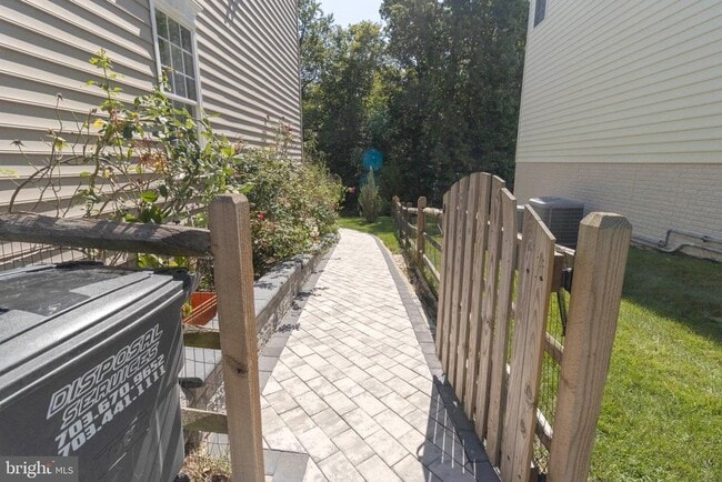 Photo - 3624 Stonewall Manor Dr
