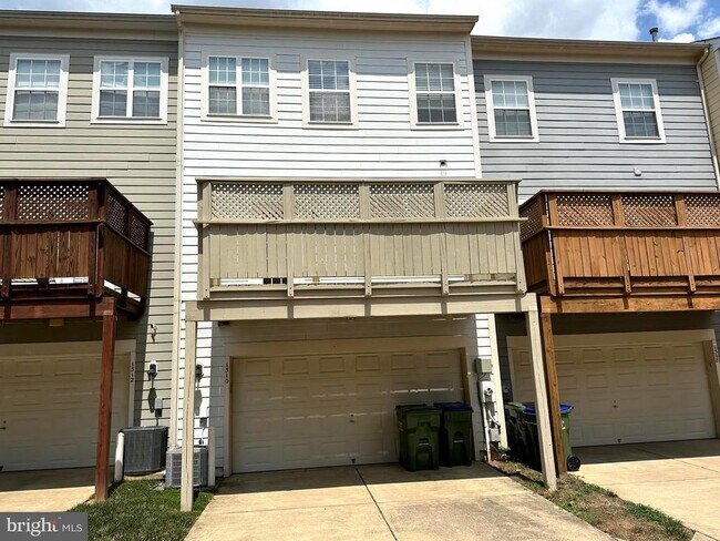 Photo - 1310 Saunders Dr