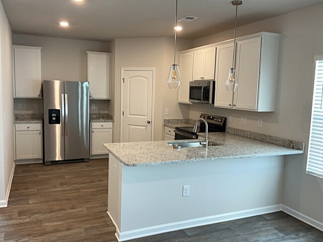 Photo - 3232 Emberly Dr