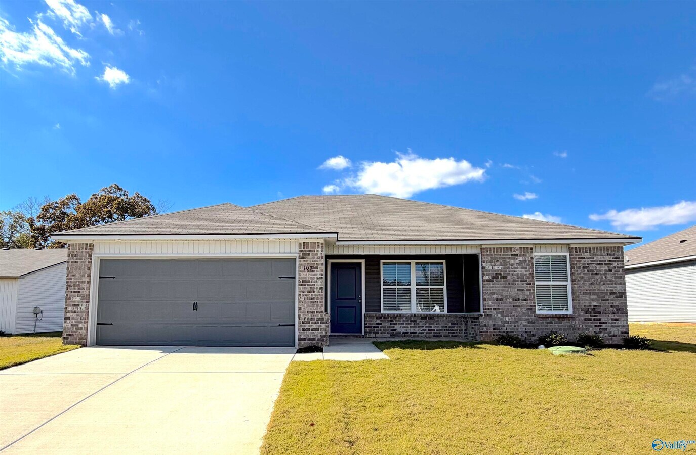 Photo - 107 Olde Hearth Rd