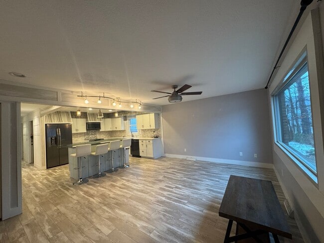 Photo - 7281 Meadowlawn Dr Unit 7281 Meadowlawn Dr #2