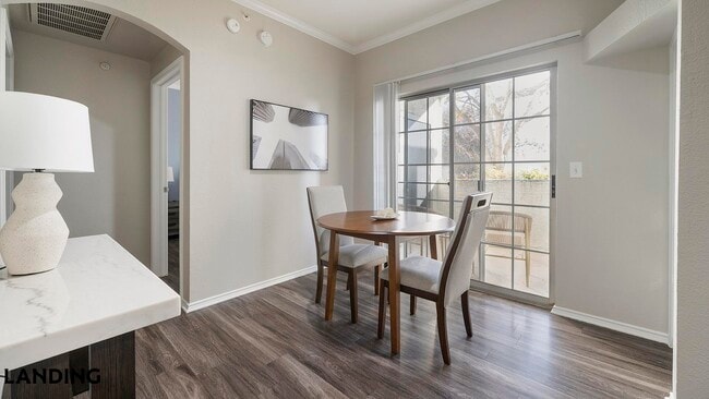 Photo - 3201 Duval Rd Unidad 313