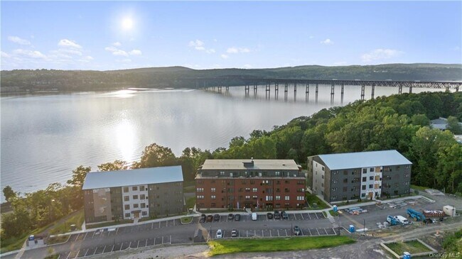 Photo - 30 Edgewater Pl Apartment Unit 202