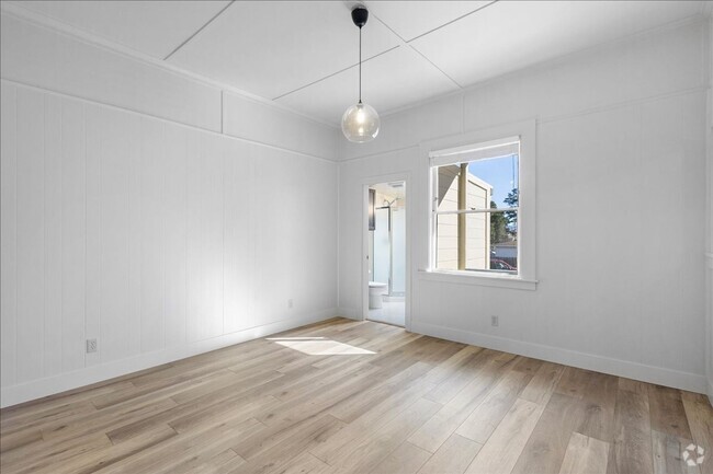 Building Photo - 306-1820 Spruce St Unit 1818 3rd St Rental
