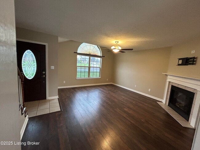 Photo - 161 Bryce Way