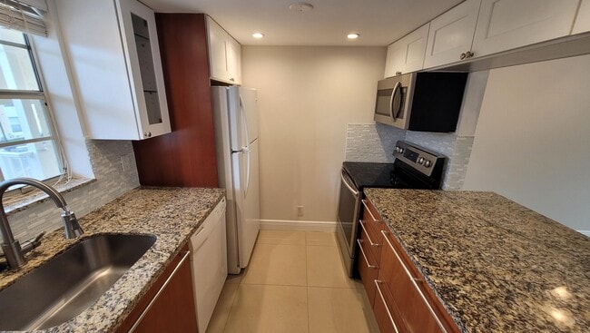 Photo - 6283 La Costa Dr Unit F