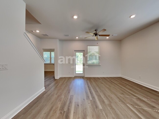 Photo - 173 Anthurium Dr