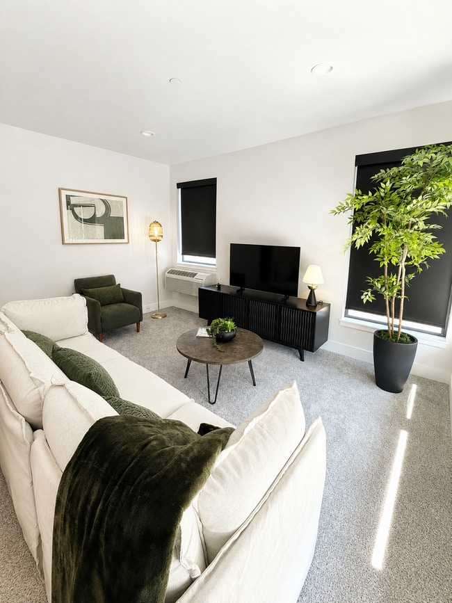 Staged Photo - 105 Colorado Ave Unit 102