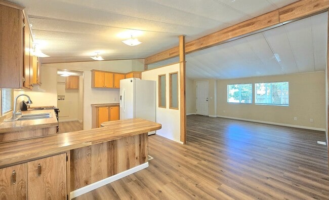 Photo - 3 Bedroom Home in Marysville  Pet Friendly...