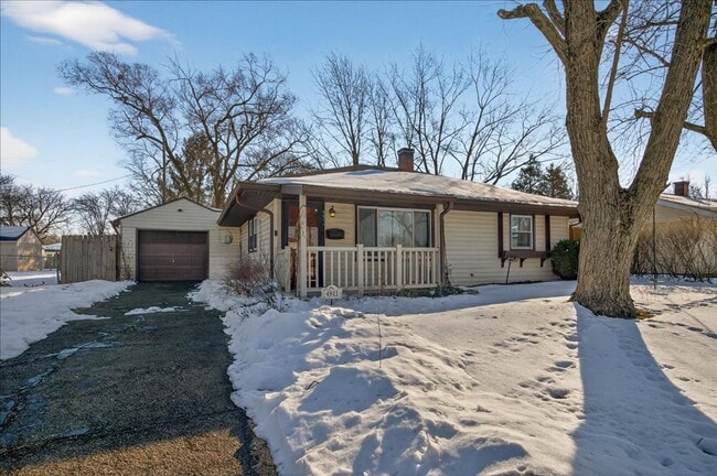 Photo - 4911 Barlow Dr