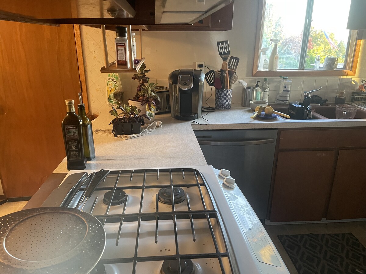 Photo - 3414 Harbel Dr NE