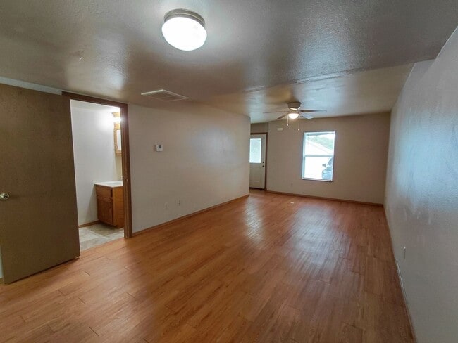 Photo - 20333 Skyview