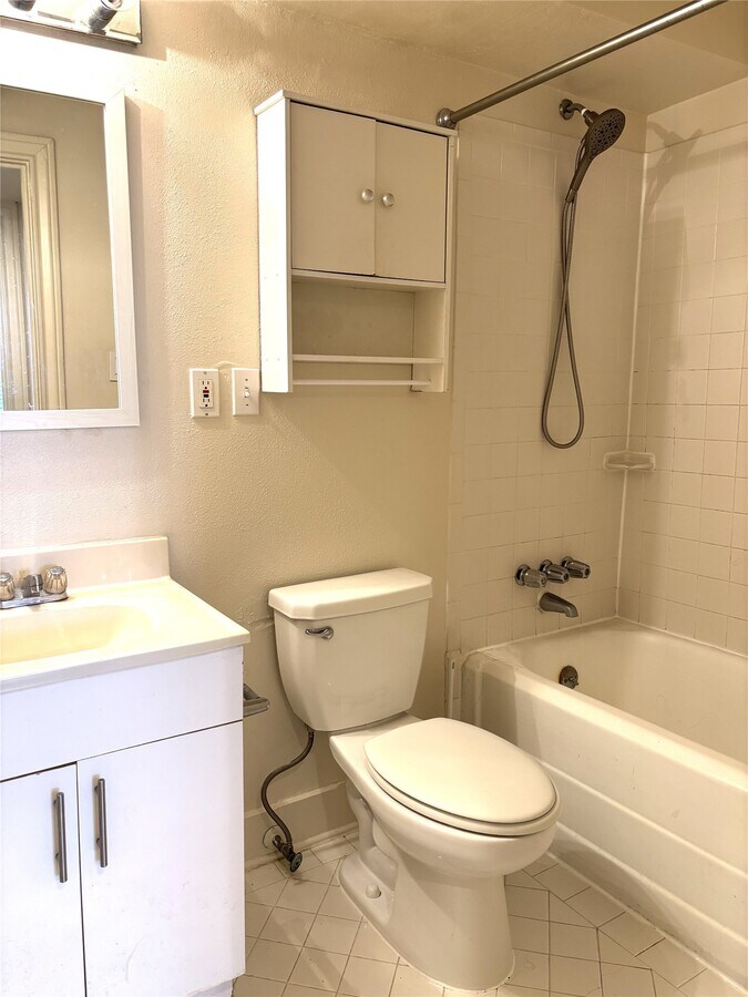 Photo - 1840 Branard St Unit 2