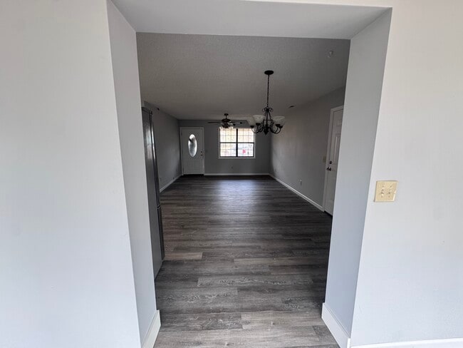 Photo - 1007 Cagle St NE