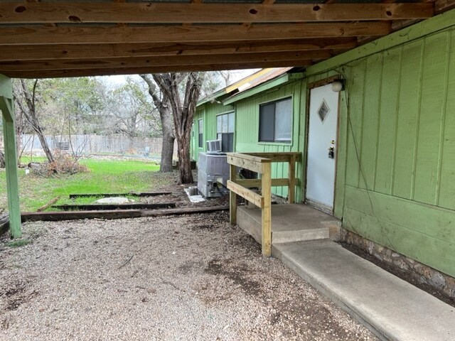 Photo - 202 Harmons Way