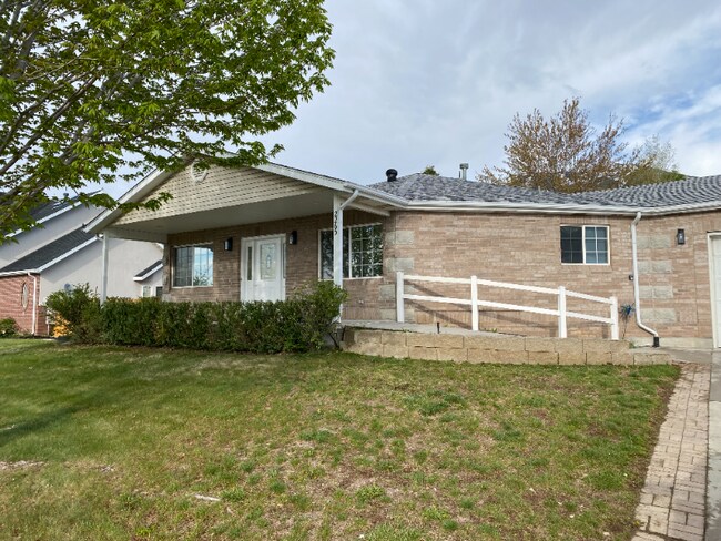 Photo - 2265 S Linda Wy