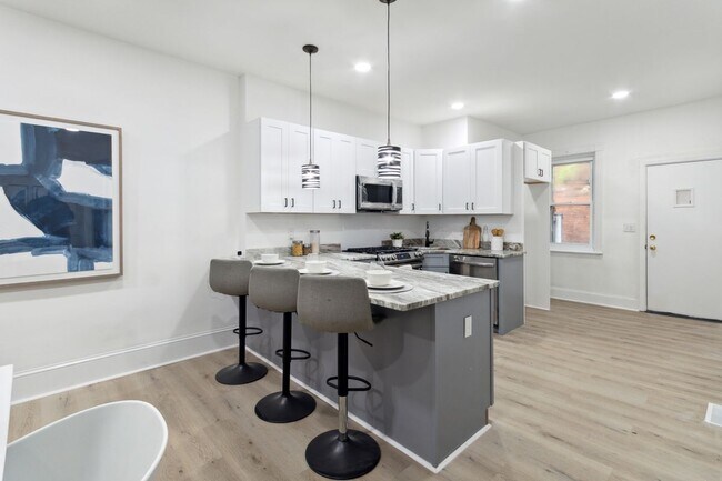 Photo - 6202 Callowhill St