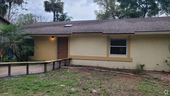 Building Photo - 53 St Johanna Dr Rental