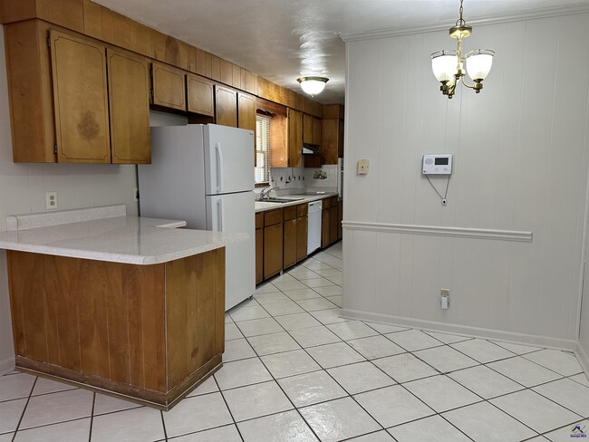 Photo - 1218 Creekwood Dr