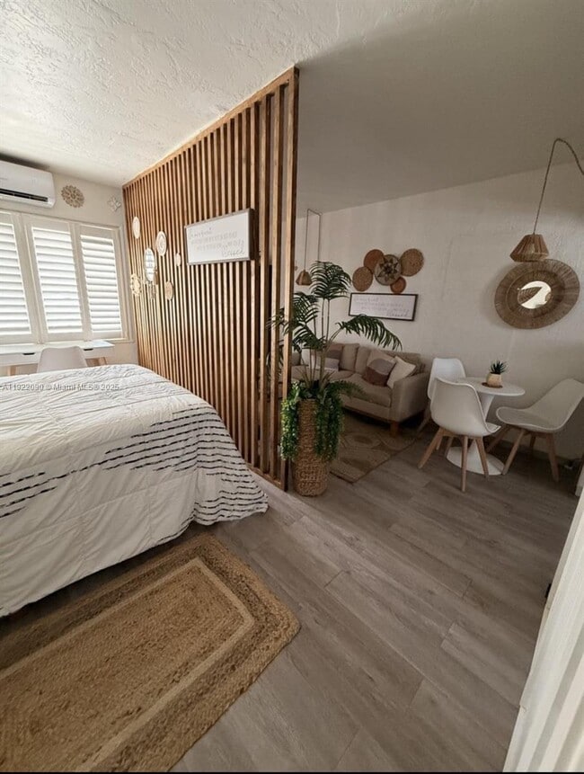 Photo - 309 Crocus Terrace Unit 9