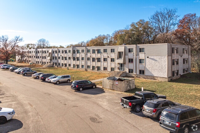 Photo - Manitou Ridge Apartments