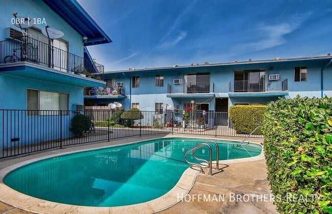 Photo - 8330 Willis Ave Unidad 14