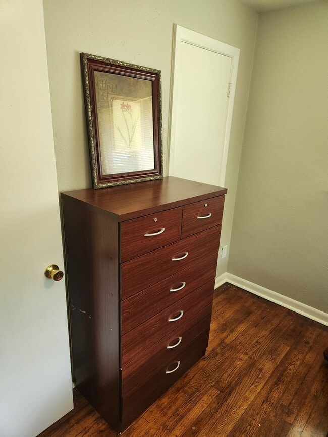 Photo - 1 Private Bedroom 1 Shared Bathroom Unit 1B