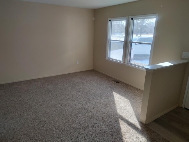 23402 Cranbrooke Dr