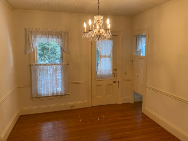 Photo - 1060 Park Ave