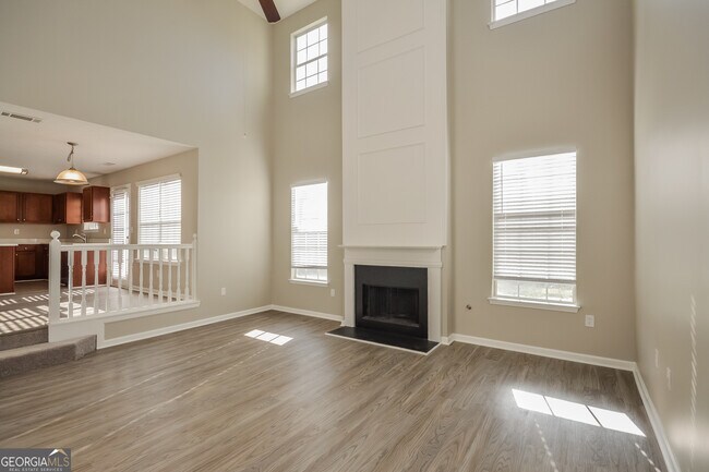 Photo - 90 Emerson Trail