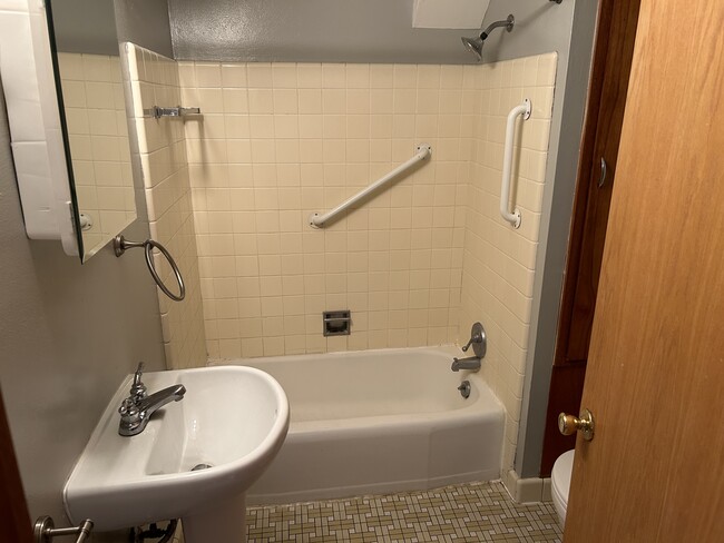 Photo - 1133 Vilas Ave Unit 1133