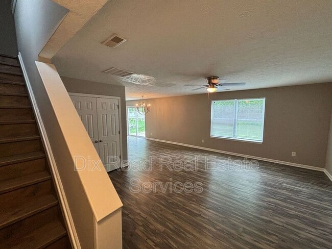 Photo - 1184 Lincoln Ave