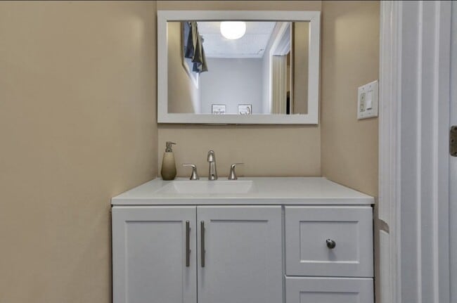 Photo - 103 Washington Rd