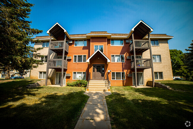 Building Photo - Woodridge Apartments