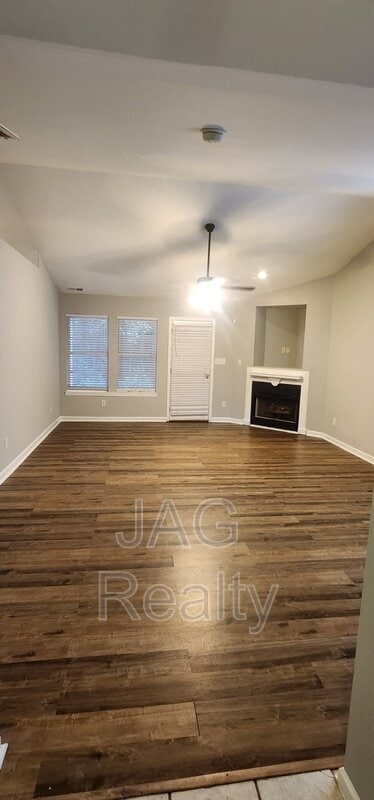 Photo - 1912 Holly St