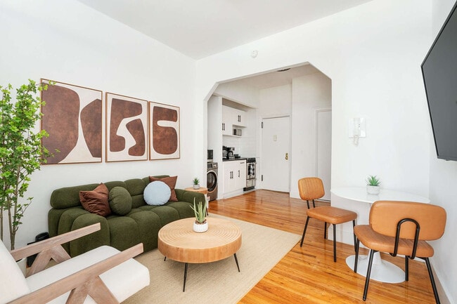 444 W 48th St Unit SI ID1031318P